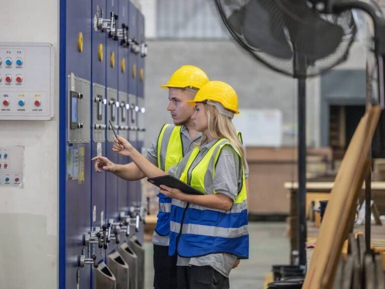 3 Commercial Electrical Solutions That Drive Employee Experience